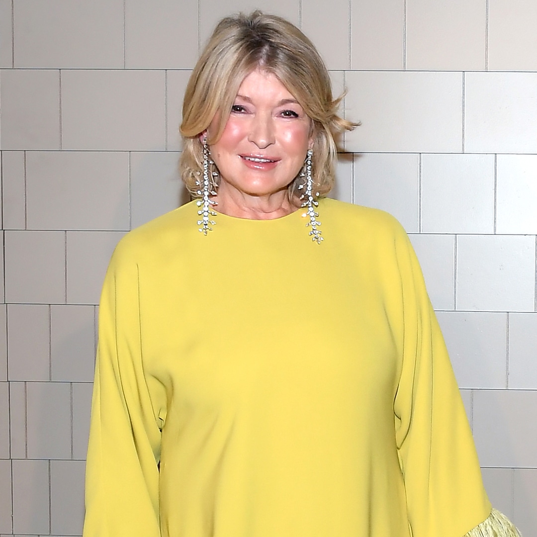 Martha Stewart Reacts to “Naysayers” Calling Her Sports Illustrated Cover “Over-Retouched” – E! Online